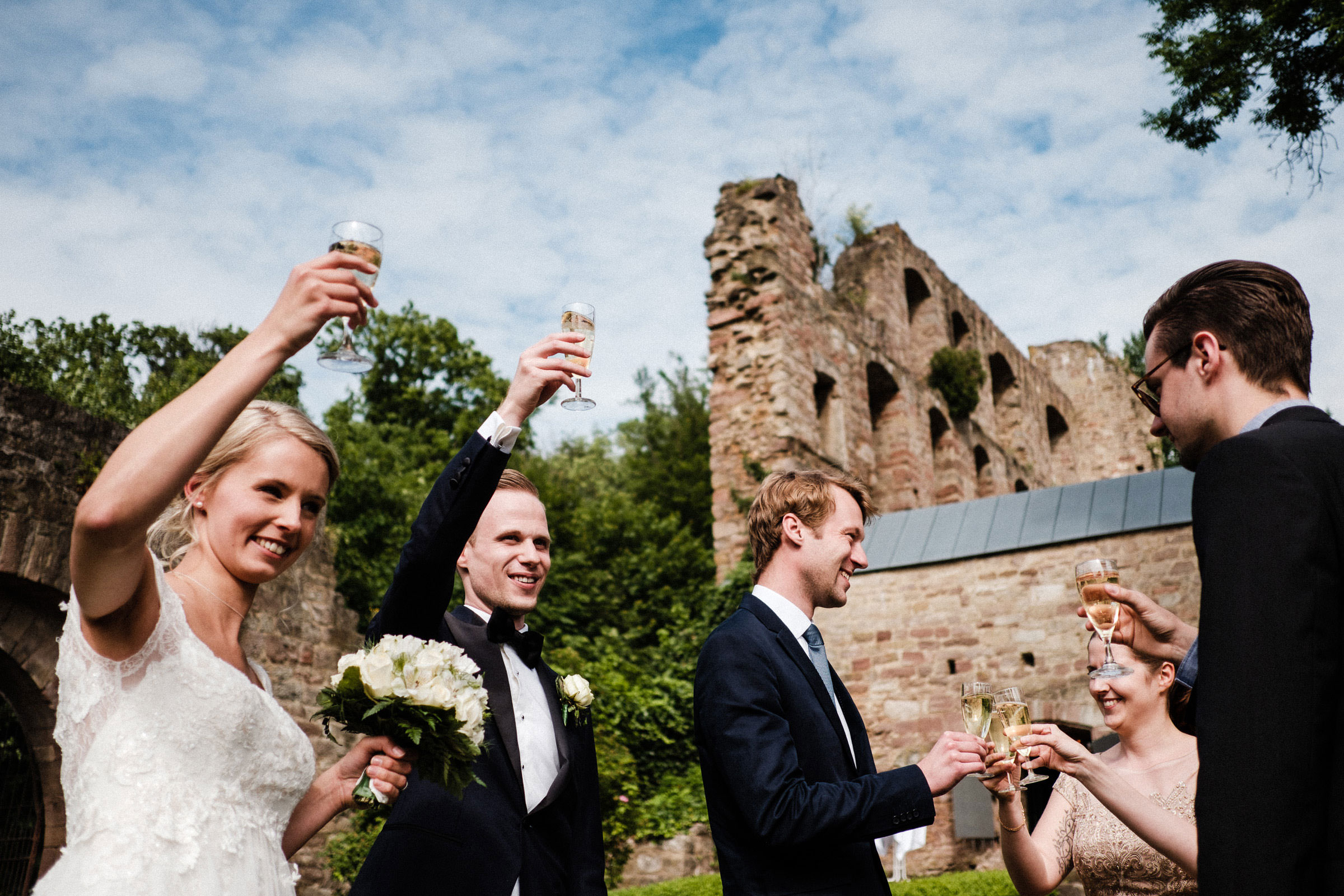 Sektempfang nach der Hochzeit